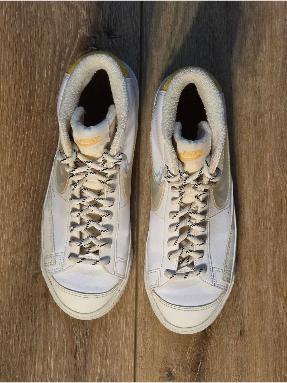 Nike Blazer Mid 77 GS Brushstroke Royal Tint Sneaker Size 7Y DX3070-100 - Picture 2 of 8